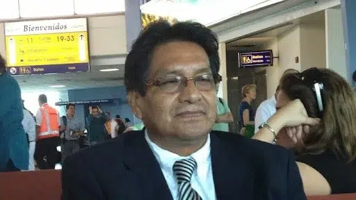 Denuncian detención ilegal del doctor Plutarco Hernández