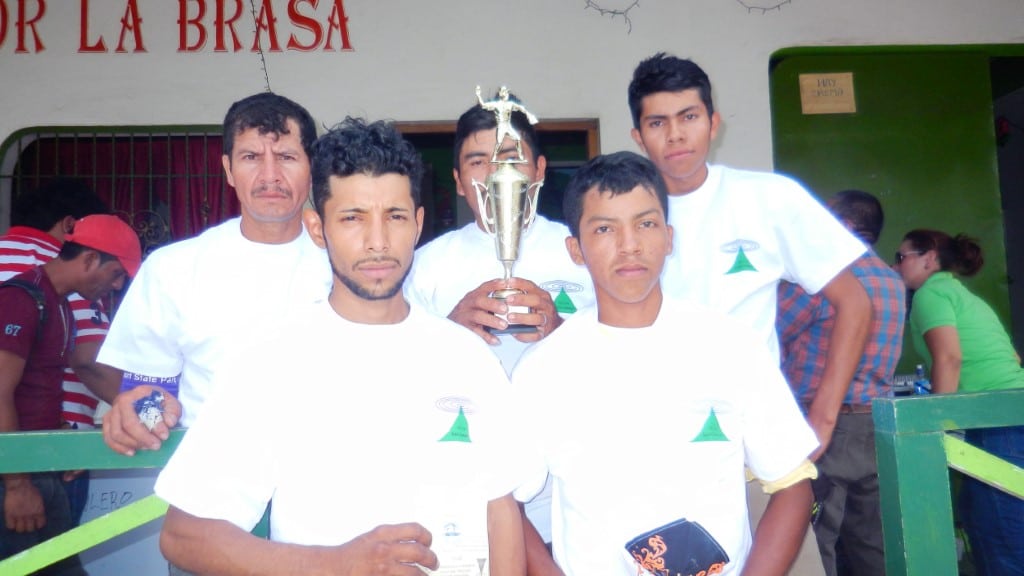 Equipo El Mulero gana torneo de Handball