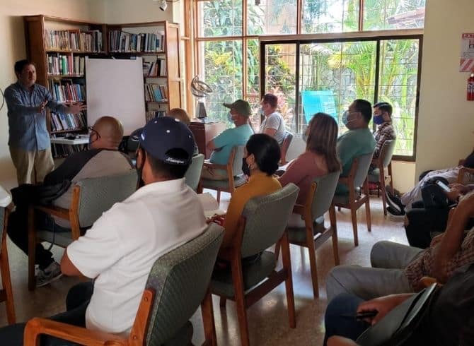 Desde el exilio nicaragüenses preparan comisiones de trabajo para un acercamiento con la oposición
