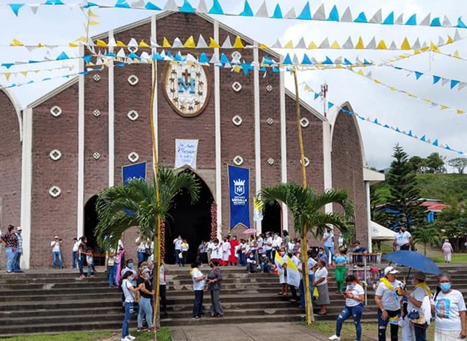 Feligreses realizarán retiro espiritual como resultado de su misión de evangelización