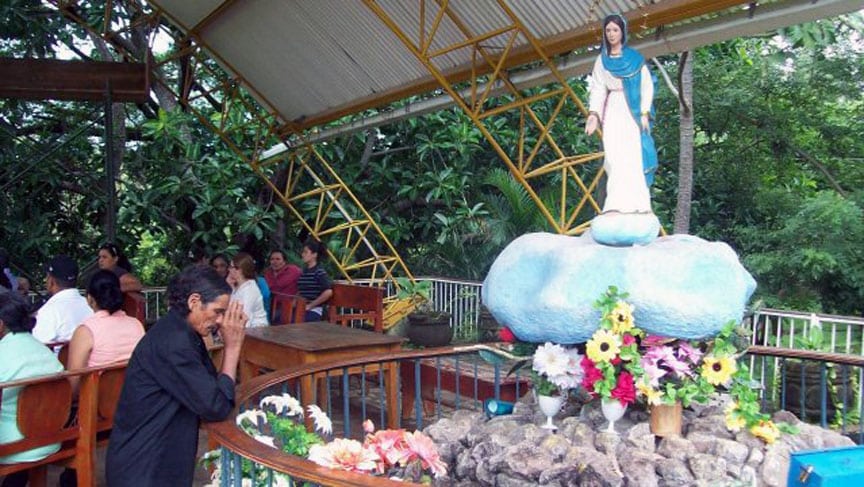 Peregrinos de Camoapa viajan a Cuapa para visitar a la virgen María