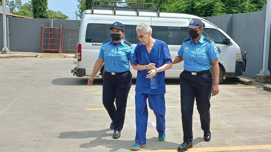 Liberan a familiar de la exguerrillera Dora María Téllez