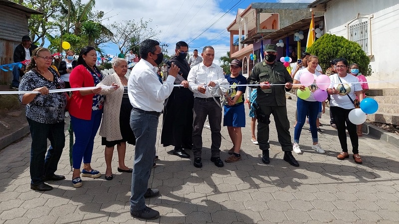 La calle adoquinada, recién inaugurada en el sector de la iglesia Medalla Milagrosa fue parte del plan de inversión del año 2022 y tuvo un presupuesto de un millón 300 mil córdobas.