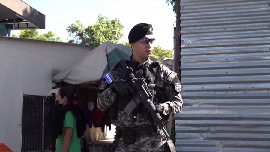 Critican violenta represión contra los sectores pobres en El Salvador