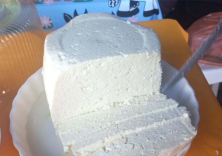 El queso fresco se compra en 75 la libra y el ahumado llegó a los 80 córdobas, mientras la libra de crema, que no había variado de precio, ahora sí subió
