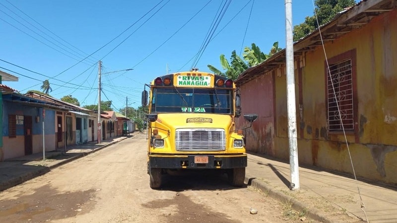 Usuarios exigen se regulen tarifas y cesen abusos por parte de transportistas.