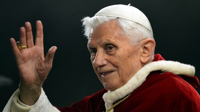 Feligresía se despide del papa Benedicto XVI