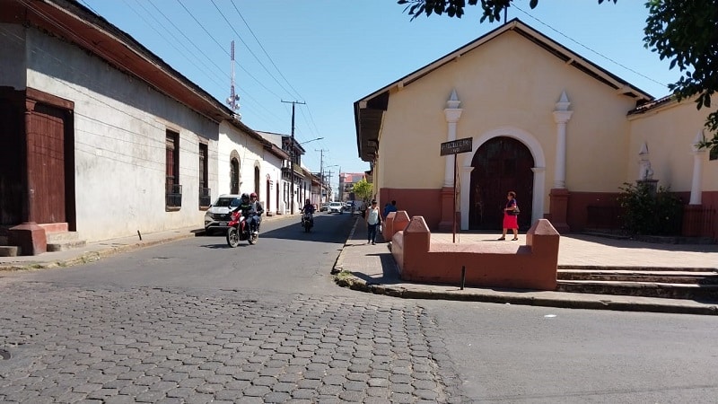 Esquina del templo San Juan de Dios, barrio El Sagrario donde ocurrió la agresión, que cobró la vida de joven electricista. 