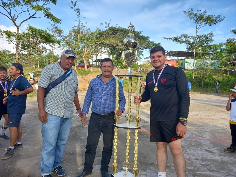 Quince mil córdobas para el futbol rural en Camoapa 