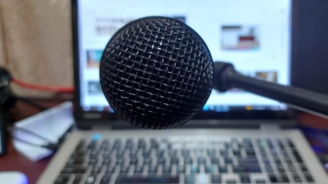 En el plano mundial, la radio sigue siendo el medio de mayor consumo.
