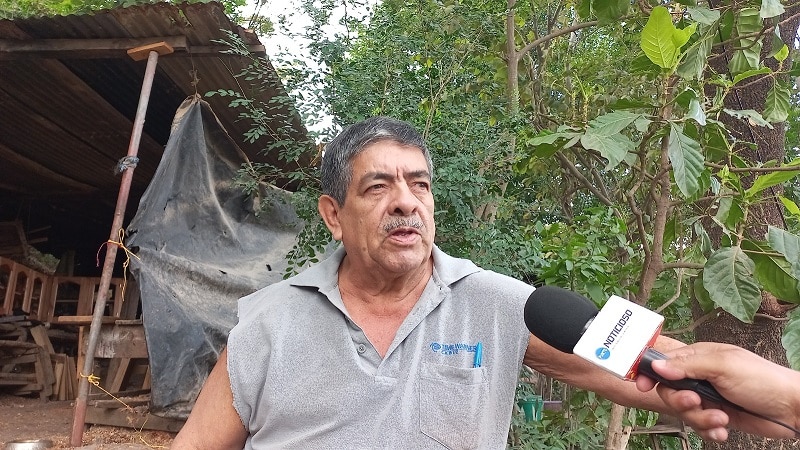 Pobladores que viven en los alrededores de los basureros ilegales, aplauden el anuncio de la municipalidad de Juigalpa.