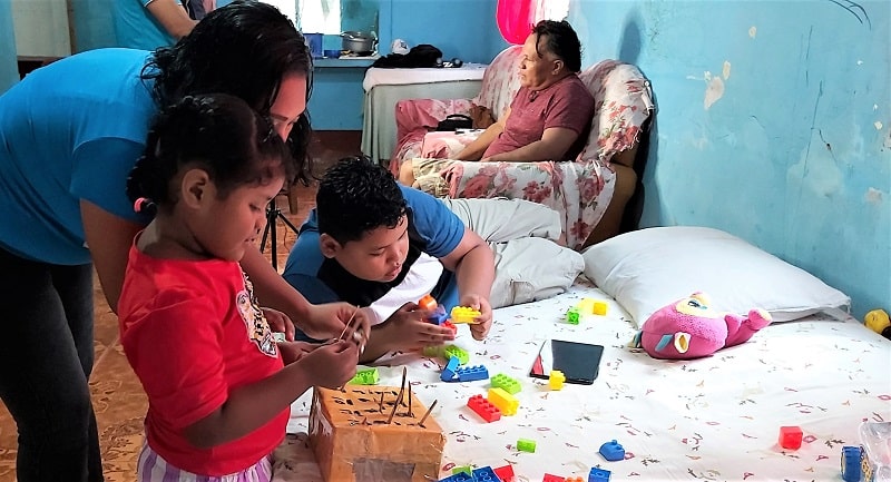 Tanto Abraham como Ninfa, se han familiarizado con un proceso de enseñanza, que han venido aprendiendo en las capacitaciones