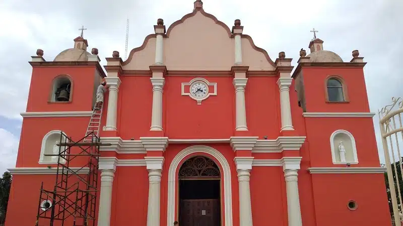 Pintura en Parroquia Santiago Apostol de Boaco