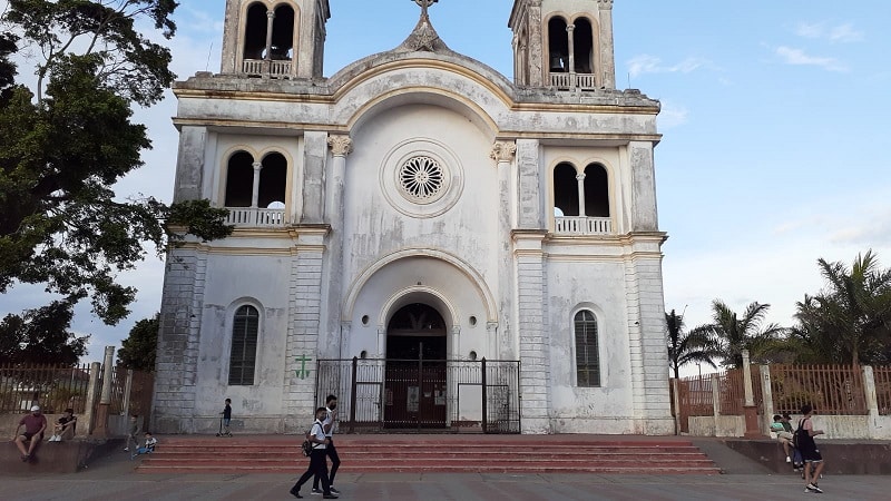 Basílica San Sebastián: inicia la construcción el 27 de diciembre de 1891 y termina en 1939