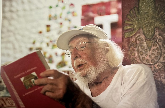 El poeta nicaragüense Ernesto Cardenal