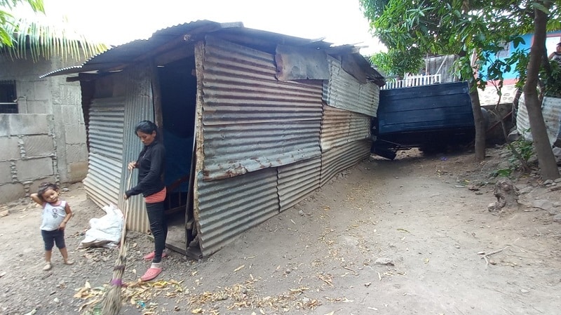 Dueño del vehiculo se comprometió a reparar los daños en la vivienda.