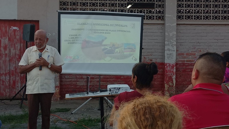 Construyen plaza para ubicar a comerciantes del Parque de Juigalpa