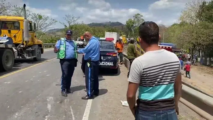 La conductora del carro venía de Managua y se encontraba a pocos metros de llegar a su destino