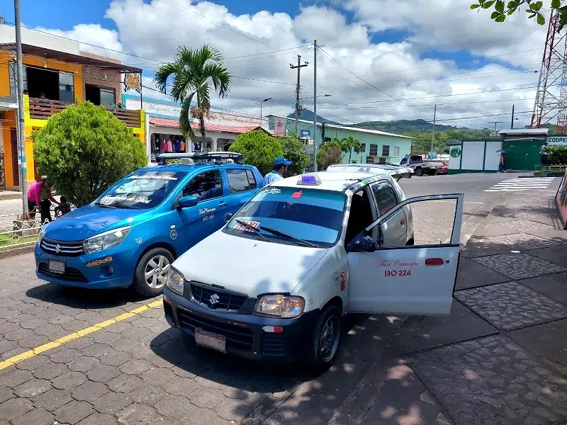En Camoapa existen 50 unidades de taxi que brindan el servicio de transporte selectivo a la ciudadanía.