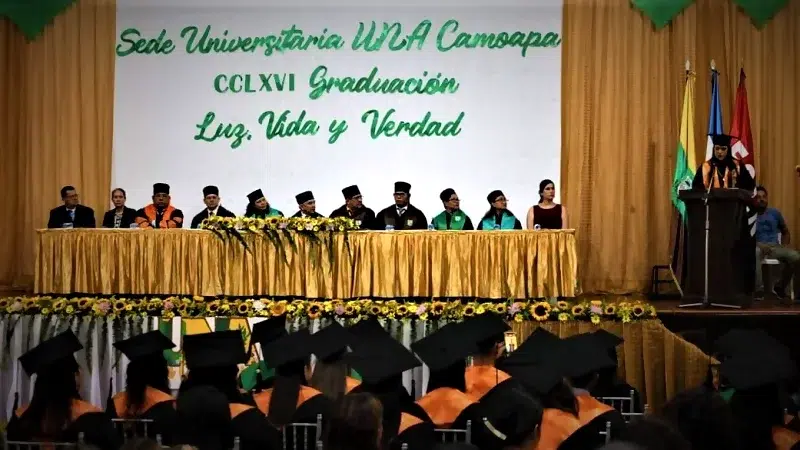 Universidad Nacional Agraria sede Camoapa gradúa a veintitrés nuevos profesionales