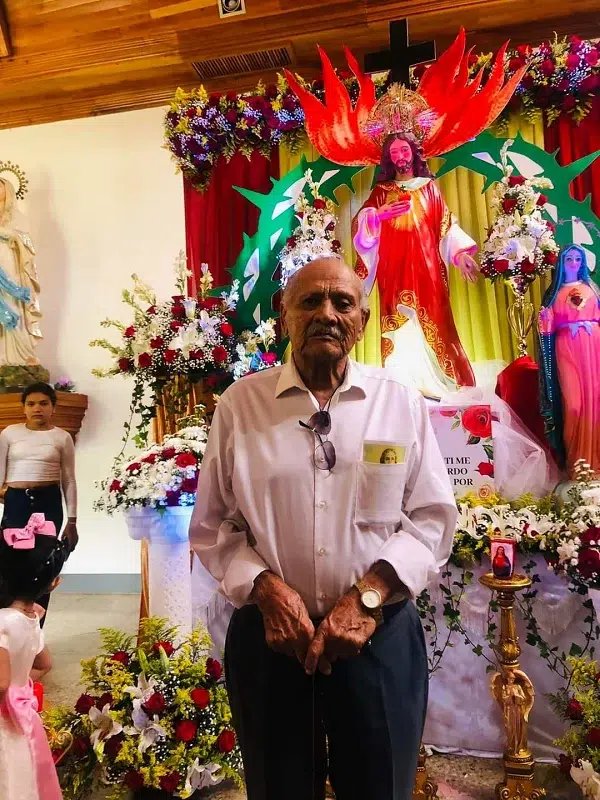 Don Ramón Tomás Escorcia Pérez, ha dedicado casi la mitad de su vida a la celebración del Sagrado Corazón de Jesús