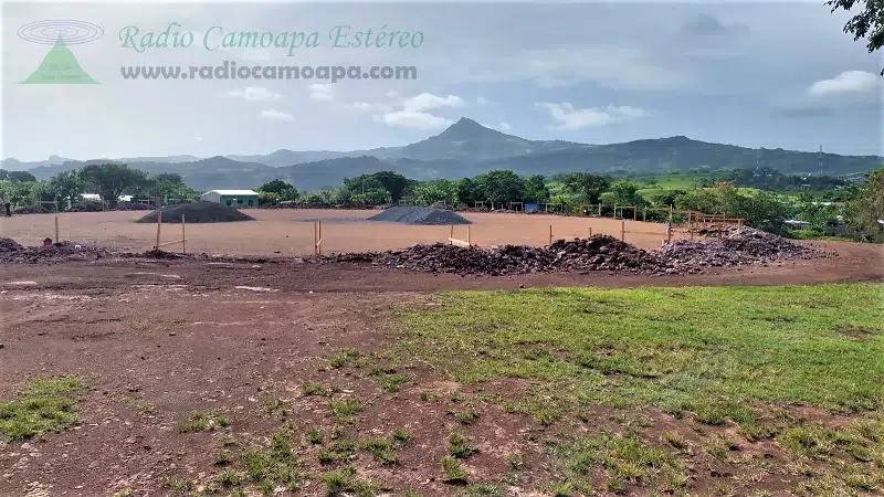 Avanza construcción de plaza de toros de Camoapa con la preparación del terreno