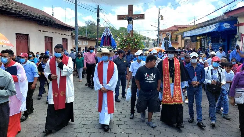 Tras seis años en Camoapa sacerdote se despide de feligresía