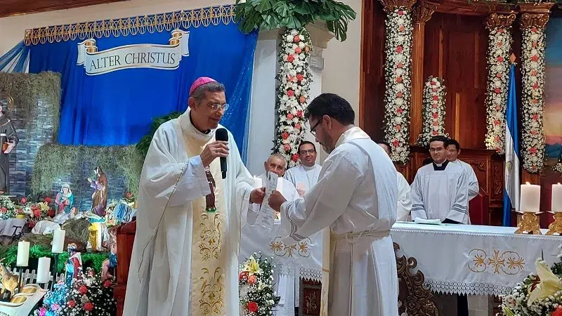 Nuevo párroco asume administración de iglesia San Francisco de Asís en Camoapa
