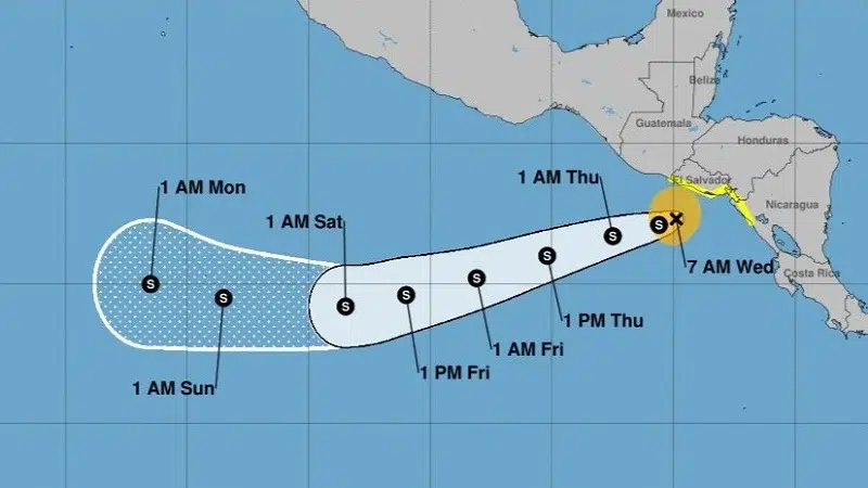 Pilar se aleja de Centroamérica