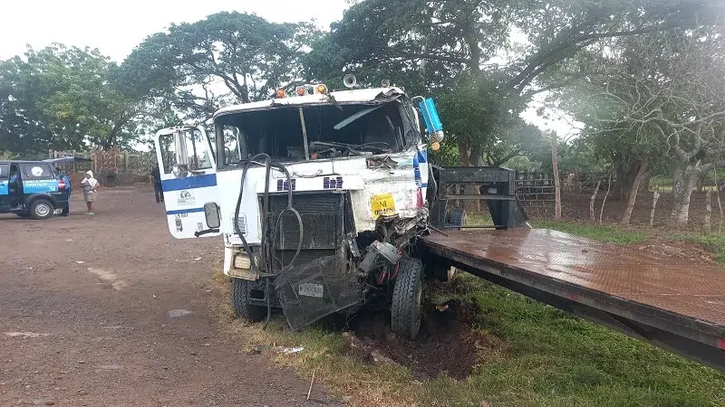 Supuesta invasión de carril provocó en Comalapa-Chontales triple colisión
