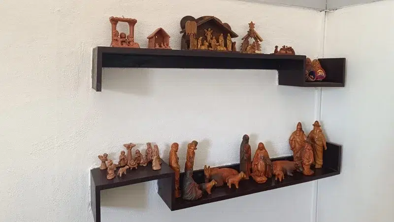 Pobladora de Camoapa colecciona más de cien estilos de nacimientos del niño Dios