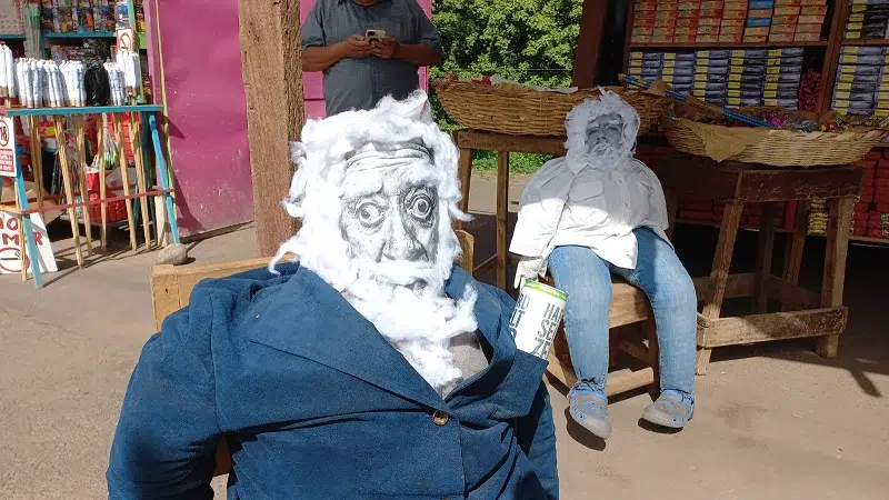 Venta de muñecos que simbolizan el año viejo incrementa en Juigalpa