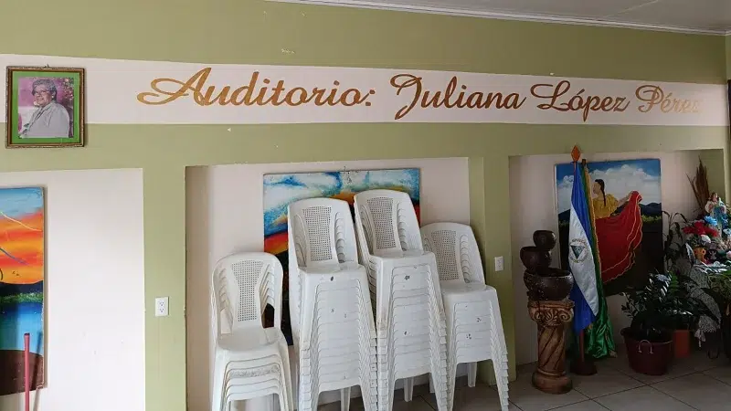 Auditorio Juliana López Pérez, ubicado en el Centro Escolar Jardín Infantil Bambi
