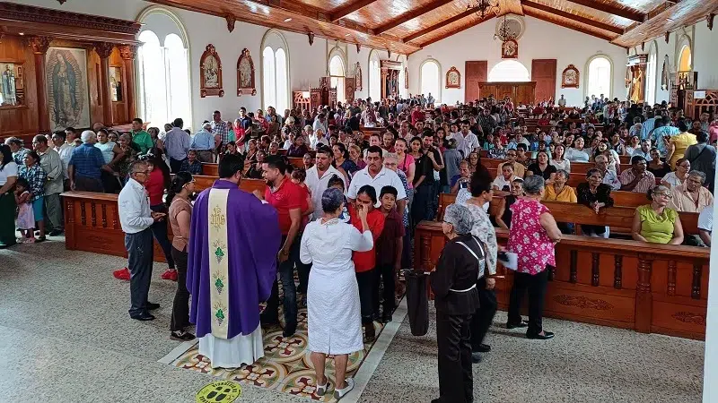 Multitudinaria participación de fieles católicos de Camoapa en miércoles de ceniza