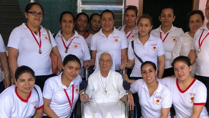 Sor Martha Rodríguez, fue una religiosa de origen salvadoreño, de la congregación de las hijas de María Auxiliadora, que trabajó por muchos años en Camoapa.