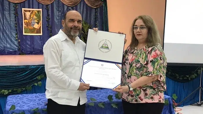 Recuerdan legado del poeta chontaleño Guillermo Rothschuh Tablada