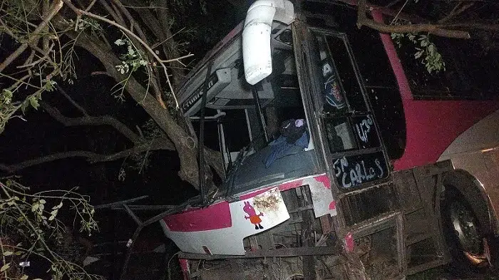 Colisión cerca de la báscula Acoyapa deja cuantiosos daños materiales
