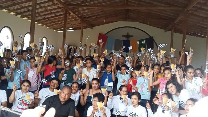 Niñez de la catequesis de la Parroquia San Andrés Apóstol lista para la "Liga del Saber"