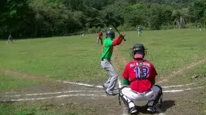 Realizan torneo de béisbol en El Pedernal para recaudar fondos