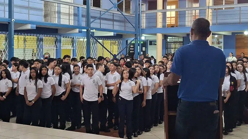 Comunidad educativa de Camoapa inicia el año escolar con entusiasmo