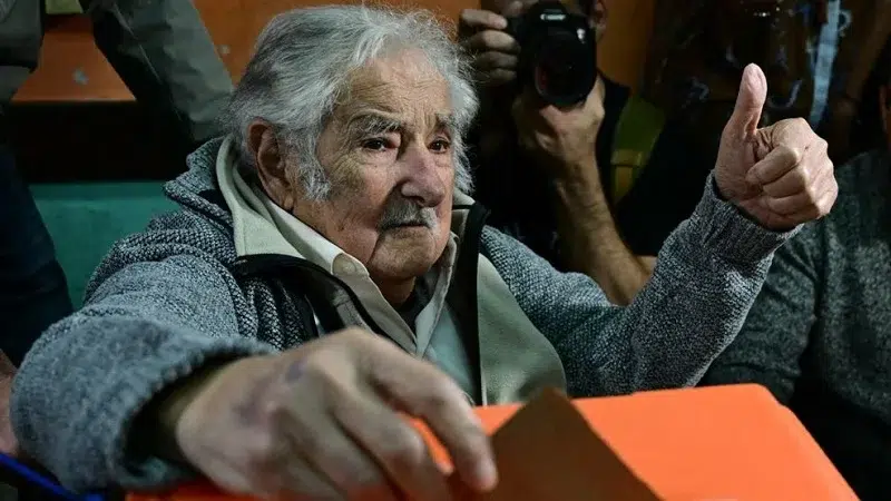 José Mujica se despide y dice que no se someterá a más tratamientos