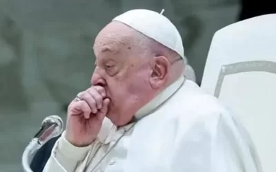 Papa Francisco con infección polimicrobiana bajo cuidado médico