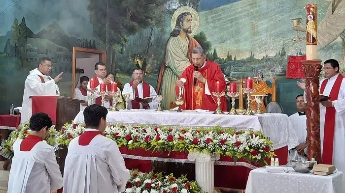 Feligreses celebran la festividad de la Sangre de Cristo en Mombacho, Camoapa