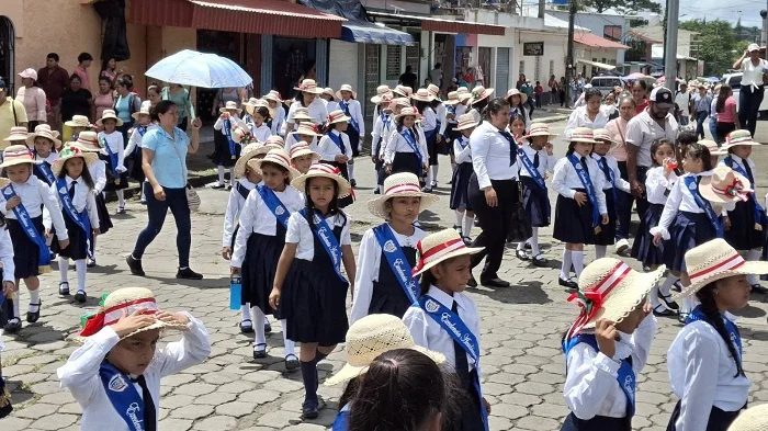 La calidad educativa debe ser prioridad en la escuela Agustina Miranda de Quezada