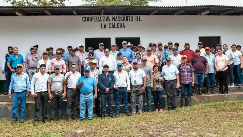 Productores de Camoapa se reúnen con autoridades del IPSA