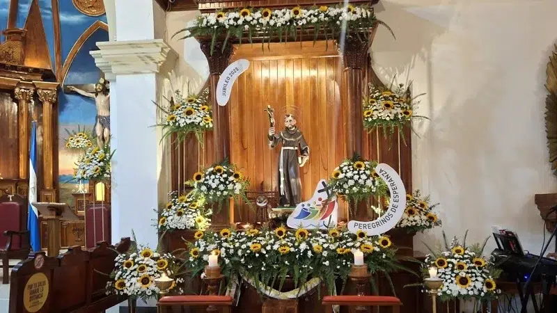 Novenario de San Francisco de Asís en Camoapa se vive en oración y espiritualidad