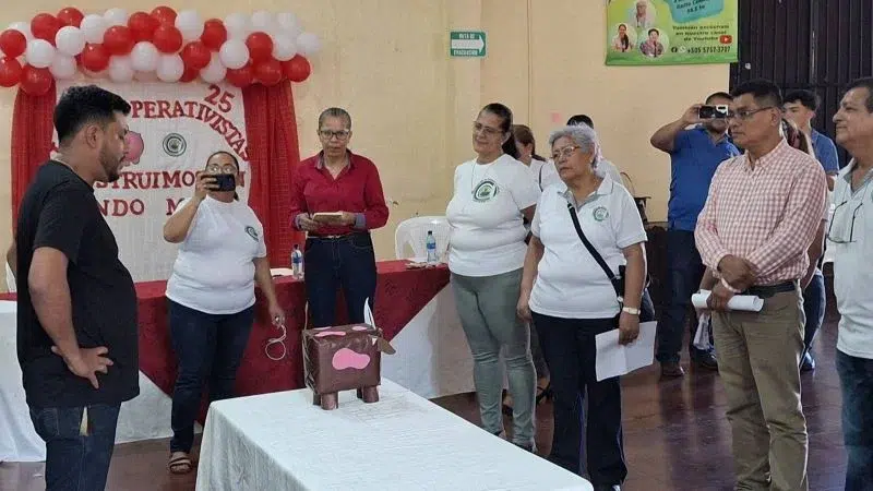 Realizan concurso de ahorro con creatividad y conciencia ambiental